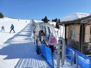 Baby Passo Coe - Tapis roulant/Moving Carpet recouvert d’une galerie