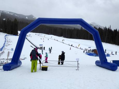 Stations de ski familiales Rocheuses d'Alberta – Familles et enfants Lake Louise