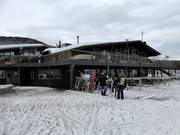 Main Lodge à la station de la vallée avec les différents restaurants