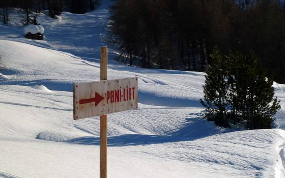 Val Bregaglia: indications de directions sur les domaines skiables – Indications de directions Aela – Maloja