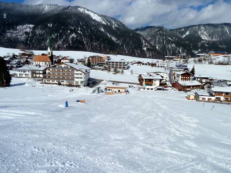 Massif du Rofan: offres d'hébergement sur les domaines skiables – Offre d’hébergement Tirolina (Haltjochlift) – Hinterthiersee