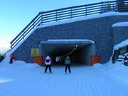 Tunnel sous la pente Tröglhang