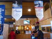 Zone de caisse soignée dans le Main Chalet