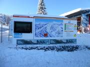 Panneau d'information à la caisse centrale avec des informations sur le fonctionnement