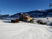 L'hôtel Waldfriede est situé directement sur la piste de descente vers la vallée à Fügen.