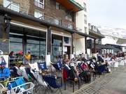 Se retrouver ensemble à la station de vallée Pradollano