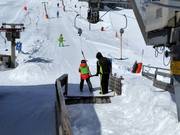 Le personnel se fera un plaisir de vous aider à monter.
