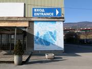 Panneau d'information obsolète à la station de vallée