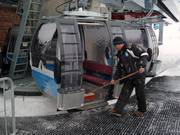 Les cabines sont nettoyées tous les jours.