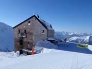 Hannoverhaus au cœur du domaine skiable