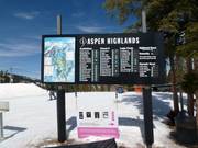 Panneau d'information dans le domaine skiable