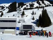 Hasenbühel - 6 places | Télésiège rapide (débrayable) avec capots de protection