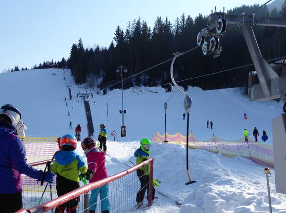 Übungslift Seewiesen Kirchberg (Schatzerlift) - Téléski