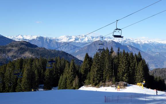 Skier près de Lusern (Luserna)