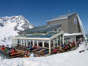 Le restaurant Goldene Traube à la station supérieure de la télécabine
