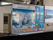 Panneau d'information moderne avec affichage de l'état