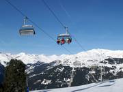 Ebenwald - 6 places | Télésiège rapide (débrayable) avec capots de protection et sièges chauffants