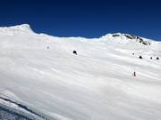Des pistes larges et faciles dans le domaine skiable