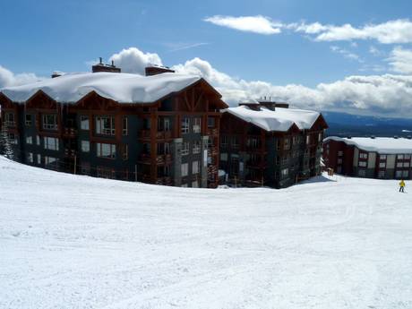 Chaînes côtières du Pacifique: offres d'hébergement sur les domaines skiables – Offre d’hébergement Big White