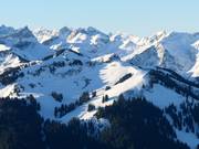 Vue sur la zone des remontées mécaniques Gundl