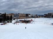 Vue sur les hébergements autour de la station de vallée
