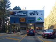 Poste de péage Howman’s Gap à l’approche du domaine skiable Falls Creek