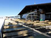 Auberge de montagne Brandstadl avec grande terrasse ensoleillée à Scheffau