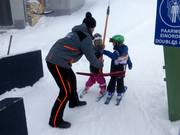 Personnel attentif au téléski Idealhang