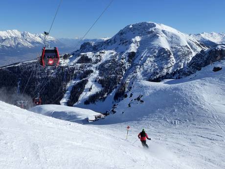 Domaines skiables pour skieurs confirmés et freeriders Alpes du Stubai – Skieurs confirmés, freeriders Axamer Lizum