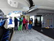 Le personnel est toujours présent.