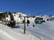 Grünwaldkopfbahn - Téléphérique monocâble composé de sièges à 8 places et de cabines à 10 places