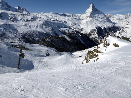 Domaines skiables pour skieurs confirmés et freeriders Val d'Aoste – Skieurs confirmés, freeriders Zermatt/Breuil-Cervinia/Valtournenche – Matterhorn (Le Cervin)