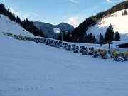 Dépôt de canons à neige à Söll