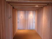 Installations sanitaires soignées à la station sommitale