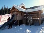 Aire de jeux pour enfants au Henn-Stoll
