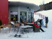 Bar Leuchtturm à la station inférieure à Götzens