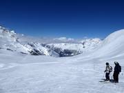 Piste de glacier Metro aux remontées Allalin 1+2