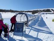 Vargys Tunnelbana - Tapis roulant/Moving Carpet recouvert d’une galerie