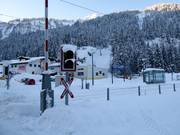 Gare ferroviaire directement à la station de vallée de l’Almkopfbahn