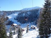 Vue sur le domaine skiable Galsterberg jusqu'au Kalteck