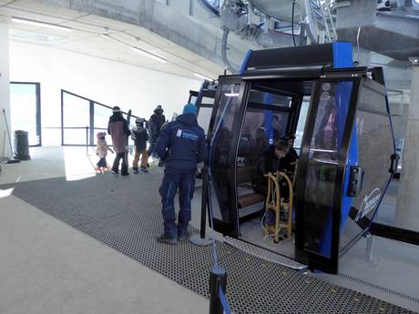 Sterzing-Ratschings-Gossensass: amabilité du personnel dans les domaines skiables – Amabilité Monte Cavallo (Rosskopf) – Vipiteno (Sterzing)