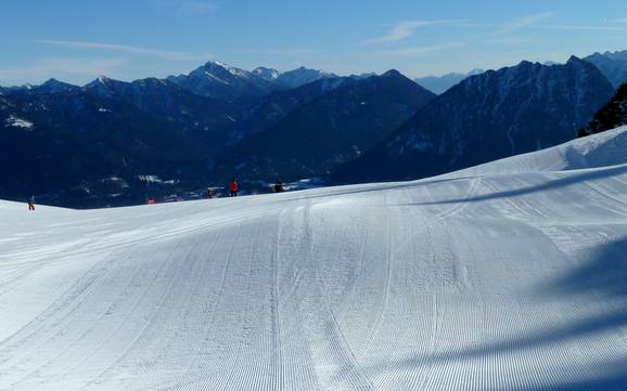 Skier près de Weißenbach am Lech