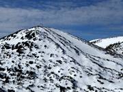 Vue sur la piste difficile Steinkogel à l'avant