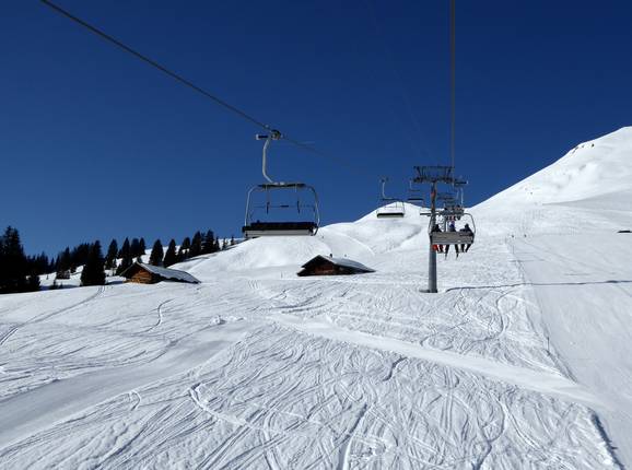 Lengebrand-Parwengesattel - 4 places | Télésiège rapide (débrayable)