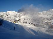 Enneigement par canons à neige pour le début de la saison