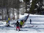 Kinderspielplatz - Tapis roulant/Moving Carpet