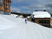 Des pistes faciles mènent à tous les hébergements.