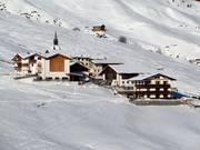 Dans le village de Rojen, il y a des chambres d'hôtes.