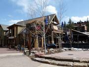 Base Camp avec musique live