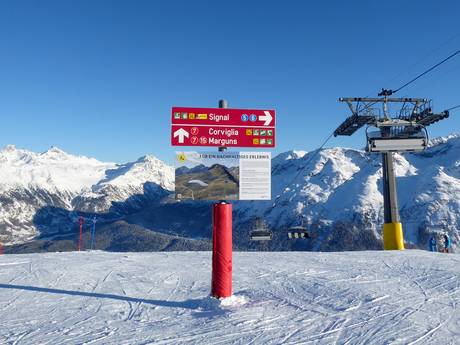 Haute-Engadine: indications de directions sur les domaines skiables – Indications de directions St. Moritz – Corviglia